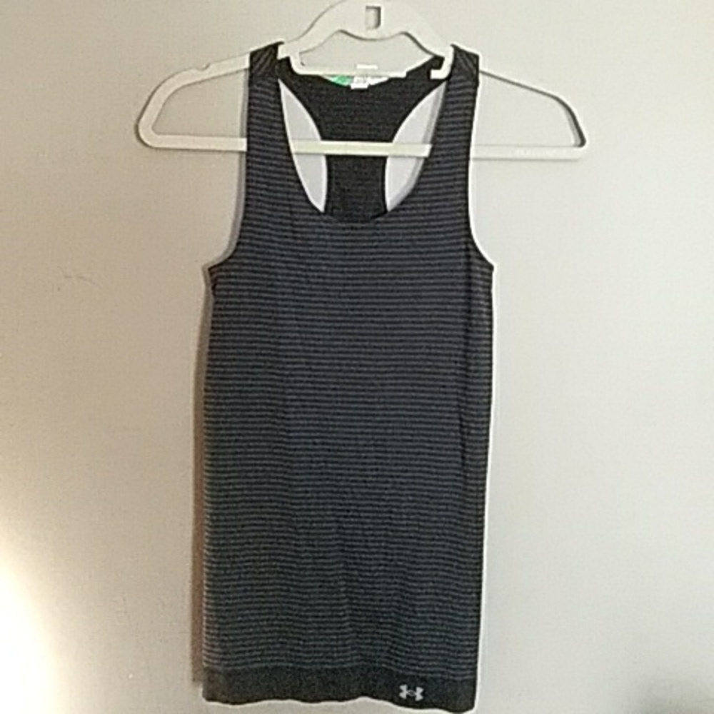 Under armor tank top size xs